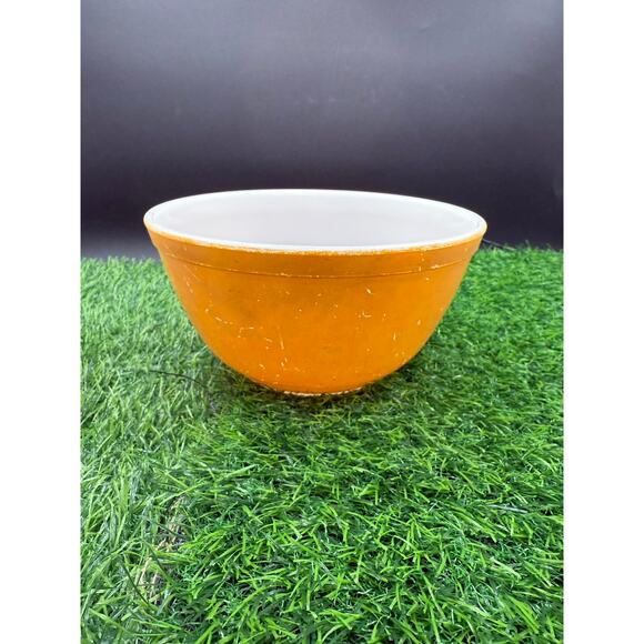 Vintage Pyrex 1½ Qt Brown & Yellow Mixing Bowl – USA Made, Ovenware - Picture 2 of 7